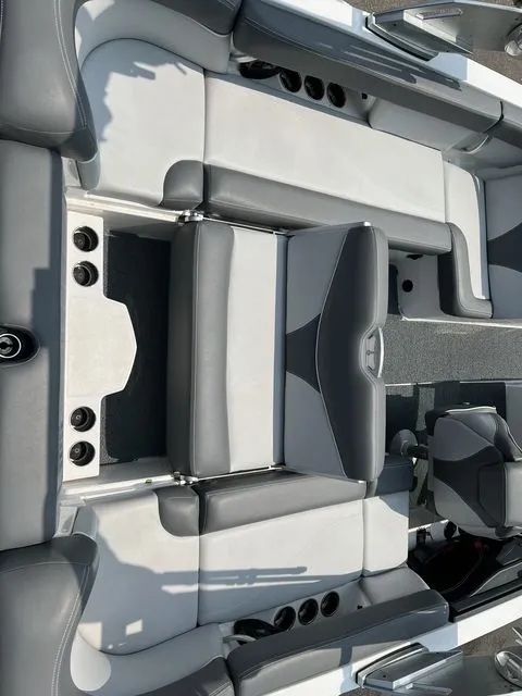 Slide: The Image of Mastercraft XT23 2019 - 20