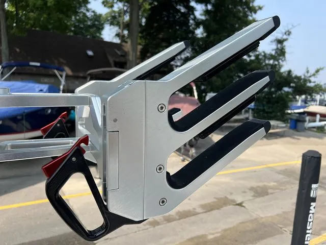 Slide: The Image of Mastercraft XT23 2019 - 24