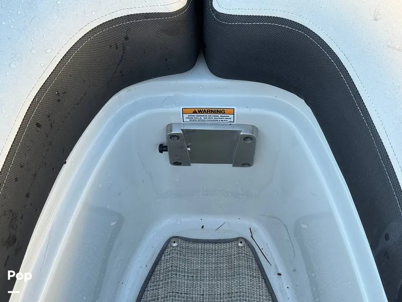 Slide: The Image of Crownline Boats 240 SS 2023 - 15983901