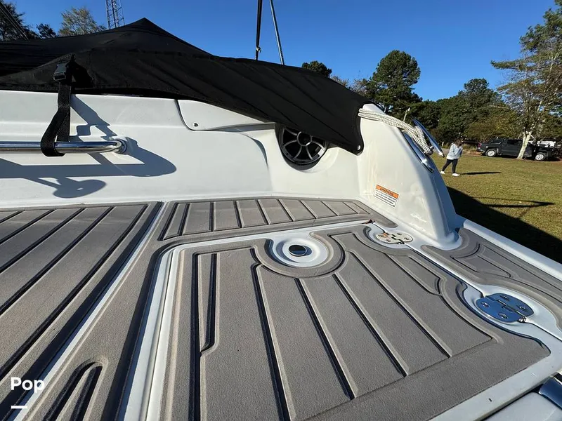 Slide: The Image of Crownline Boats 240 SS 2023 - 15983810