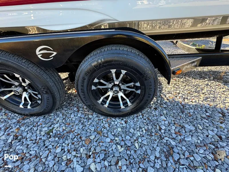 Slide: The Image of Crownline Boats 240 SS 2023 - 15983817