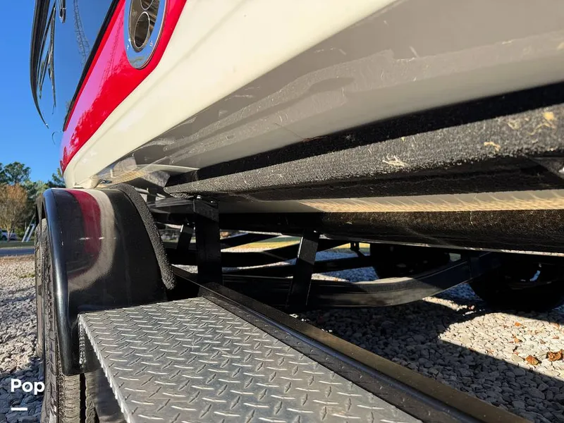 Slide: The Image of Crownline Boats 240 SS 2023 - 15983839