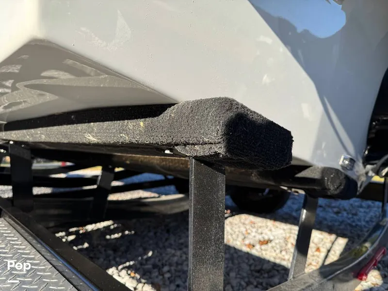 Slide: The Image of Crownline Boats 240 SS 2023 - 15983844