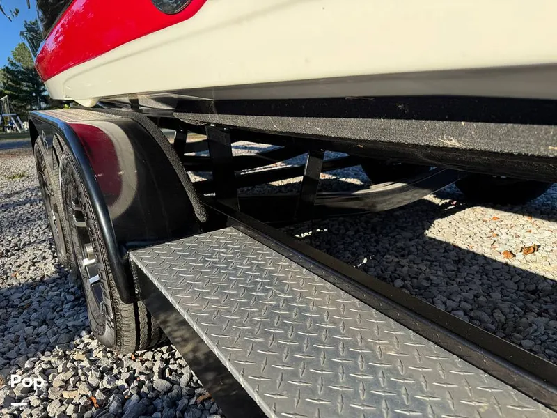 Slide: The Image of Crownline Boats 240 SS 2023 - 15983850