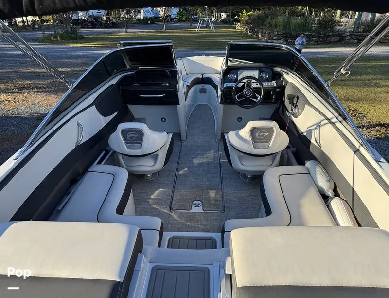Slide: The Image of Crownline Boats 240 SS 2023 - 15983851