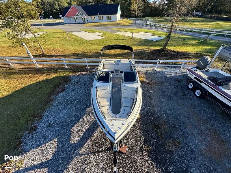 Slide: The Image of Crownline Boats 240 SS 2023 - 15983853