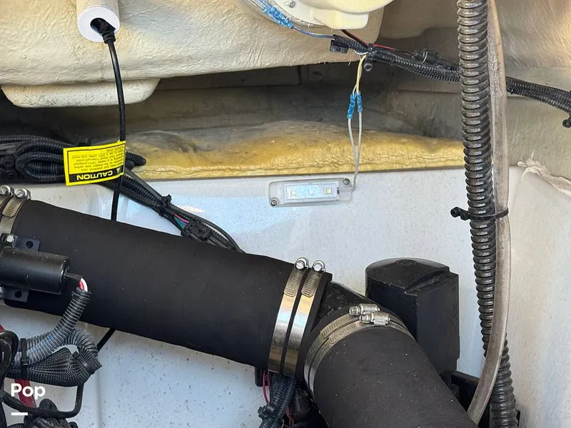 Slide: The Image of Crownline Boats 240 SS 2023 - 15983865