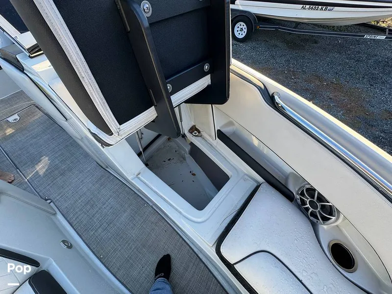 Slide: The Image of Crownline Boats 240 SS 2023 - 15983867
