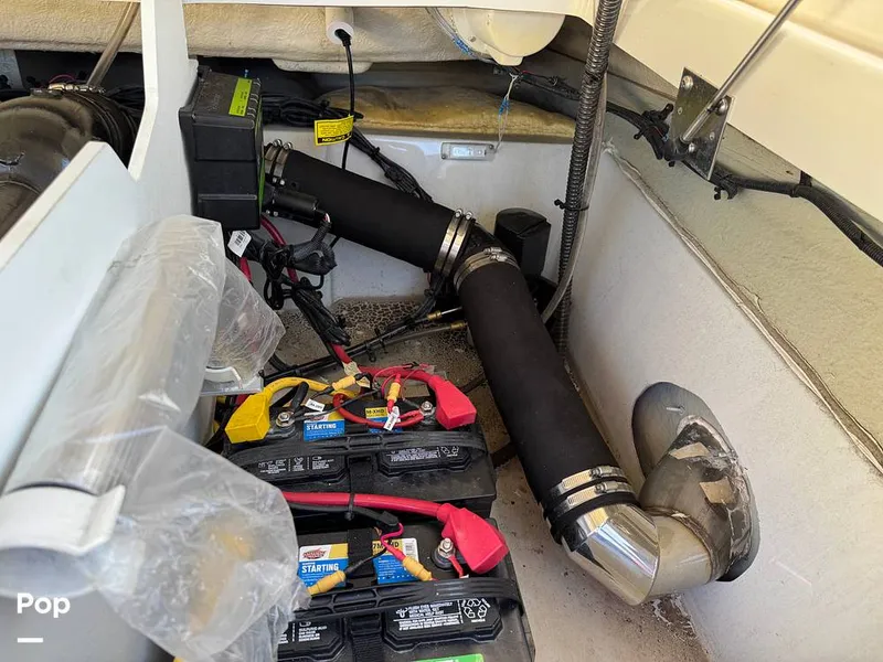 Slide: The Image of Crownline Boats 240 SS 2023 - 15983894