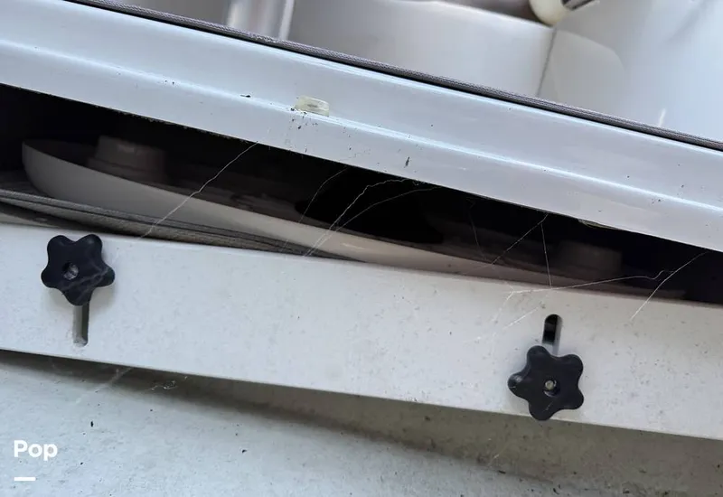 Slide: The Image of Crownline Boats 240 SS 2023 - 15983898