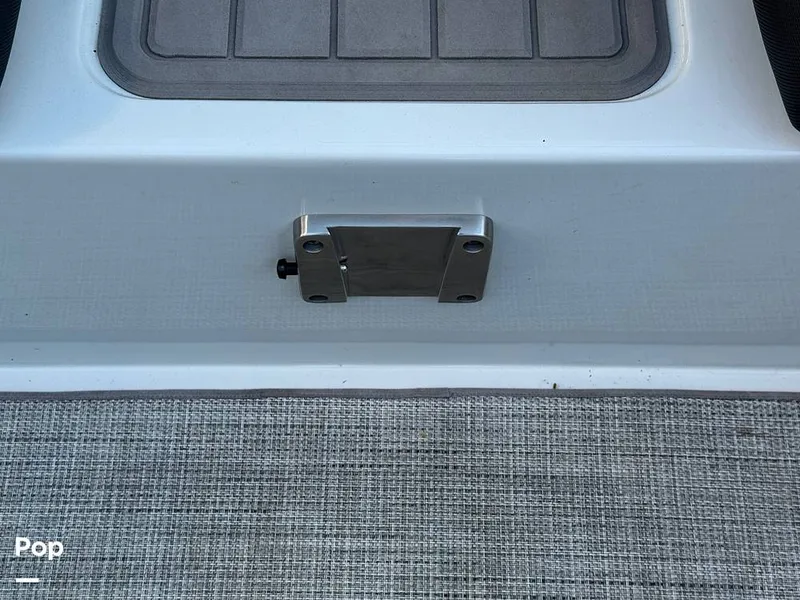 Slide: The Image of Crownline Boats 240 SS 2023 - 15983899