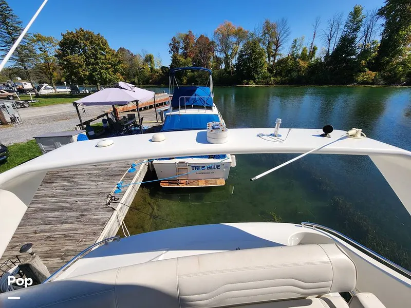 Slide: The Image of Carver 360 Sport Sedan 2004 - 15930452