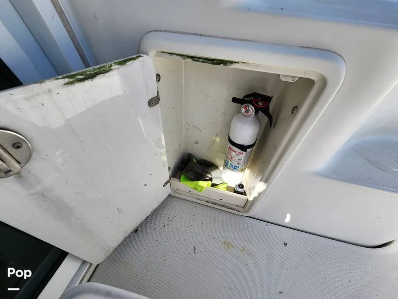 Slide: The Image of Carver Yachts 360 Sport Sedan 2004 - 15930468