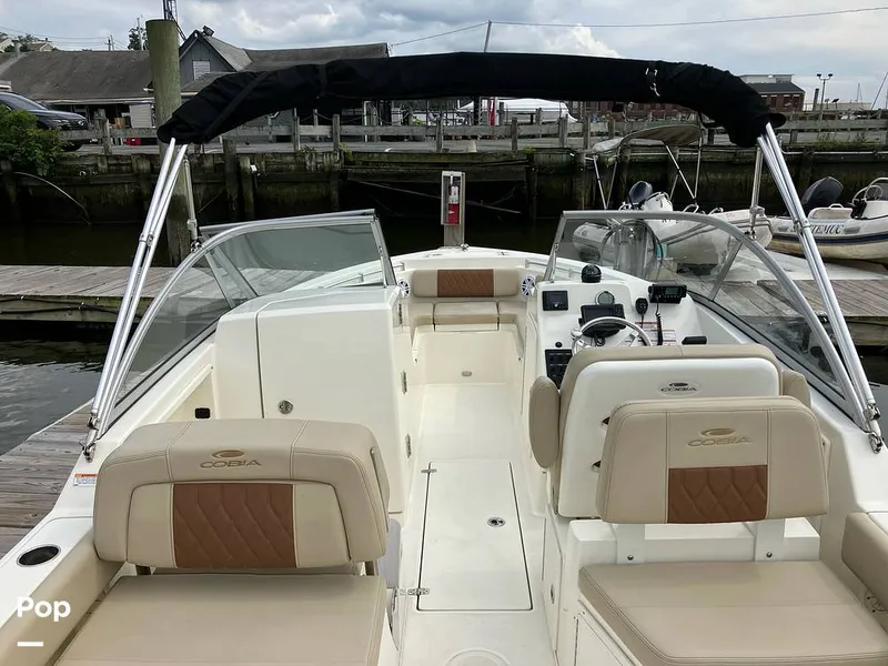 Slide: The Image of Cobia 220 DC 2024 - 15913052