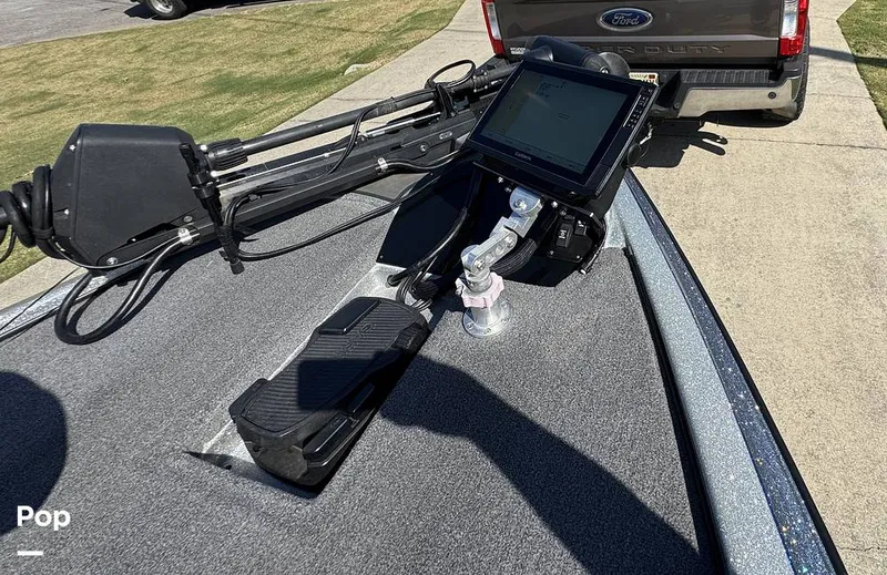 Slide: The Image of Falcon 21TE 2020 - 15944479