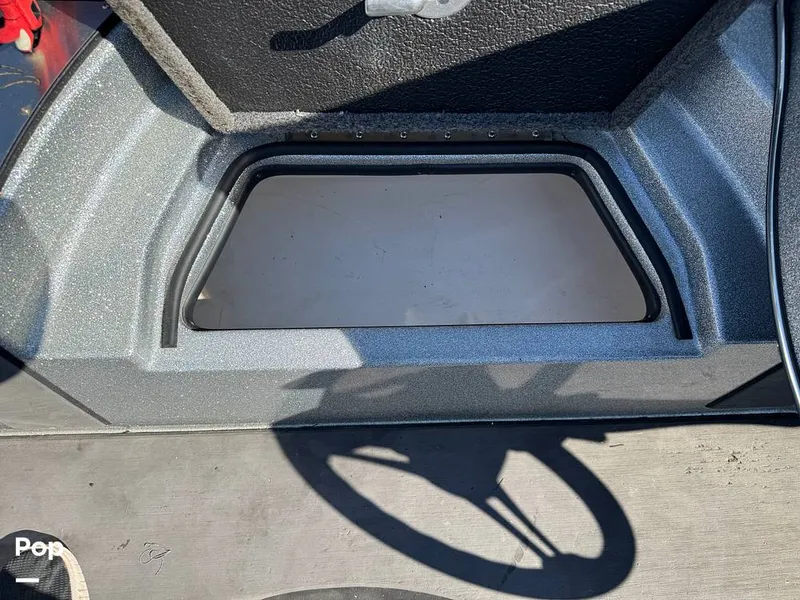 Slide: The Image of Falcon 21TE 2020 - 15944497