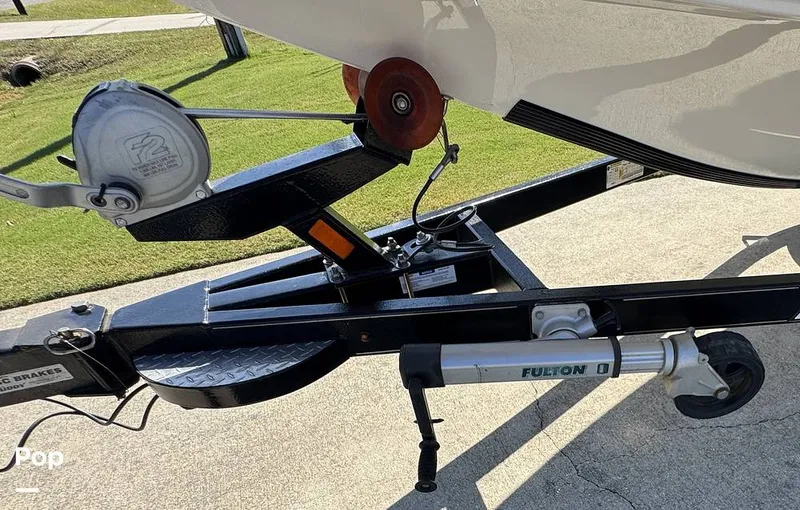 Slide: The Image of Falcon 21TE 2020 - 15944527