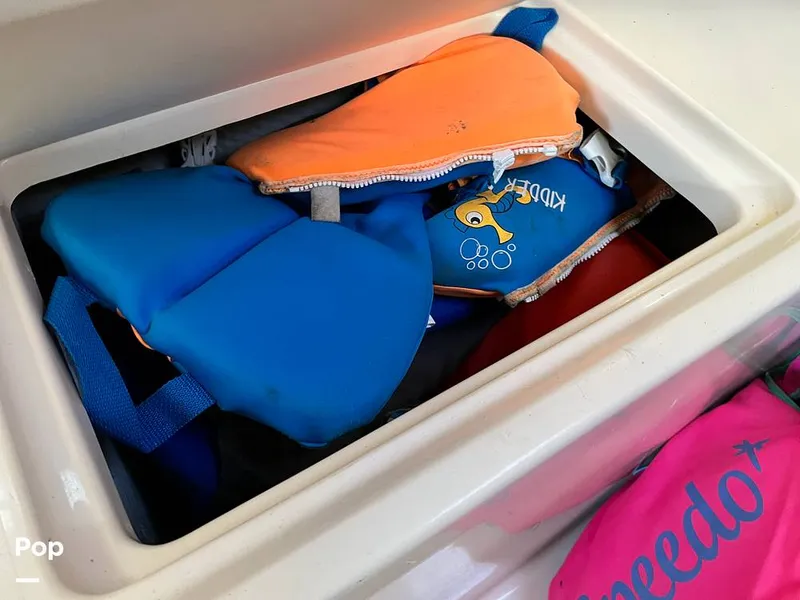 Slide: The Image of Grady-White 232 Gulfstream 1998 - 15967062