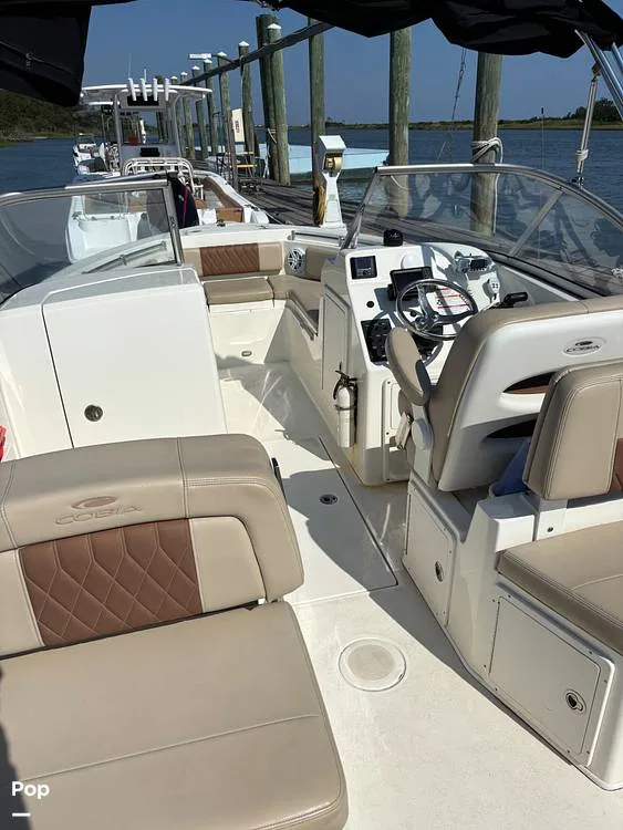 Slide: The Image of Cobia 220 DC 2024 - 15914117