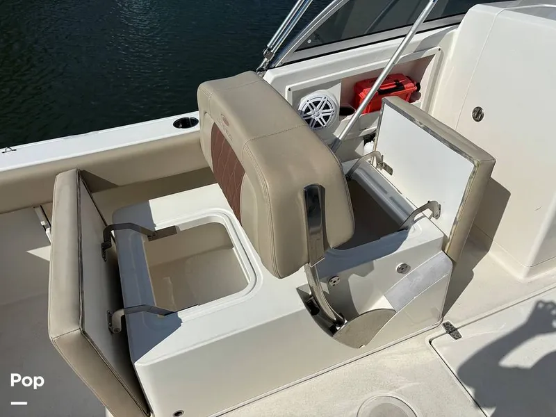 Slide: The Image of Cobia 220 DC 2024 - 15914121