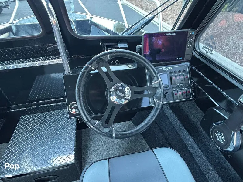 Slide: The Image of Raider 210 Explorer 2023 - 15933015