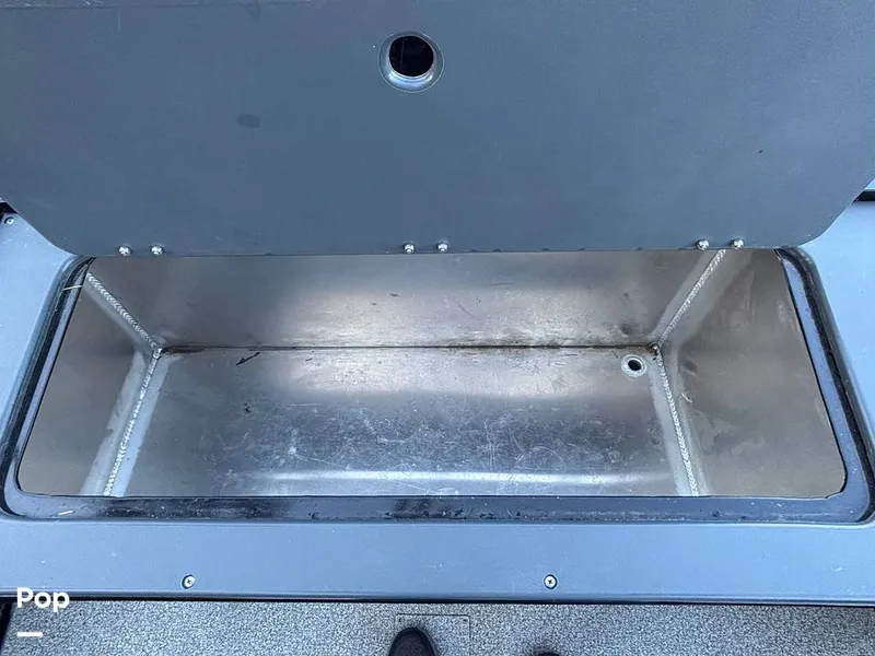 Slide: The Image of Raider 210 Explorer 2023 - 15933004