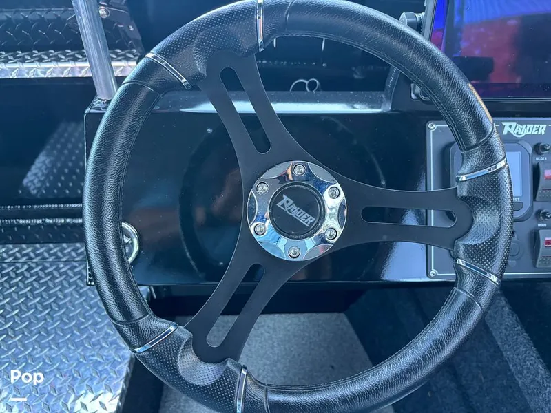 Slide: The Image of Raider 210 Explorer 2023 - 15932997