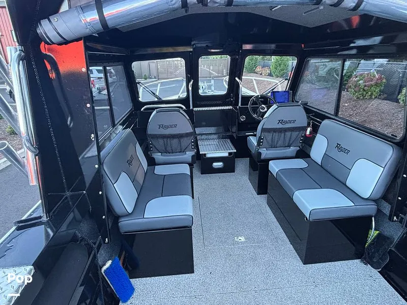 Slide: The Image of Raider 210 Explorer 2023 - 15933006