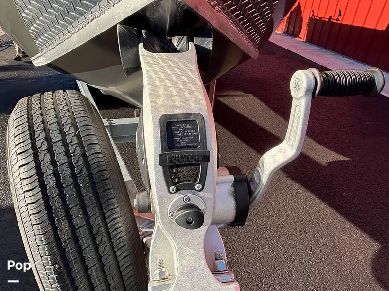 Slide: The Image of Raider 210 Explorer 2023 - 15933025