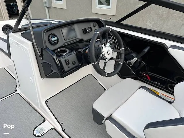 Slide: The Image of Yamaha SX195 2023 - 15978291