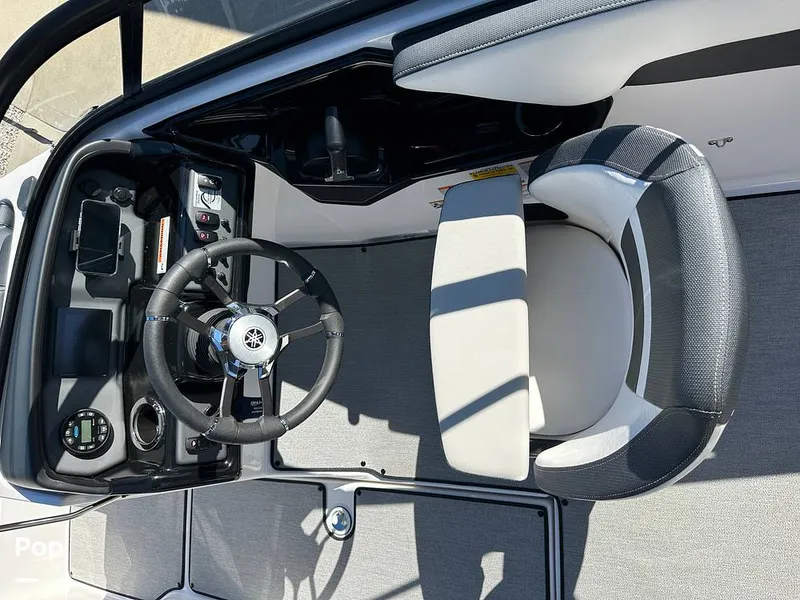 Slide: The Image of Yamaha SX195 2023 - 15978308