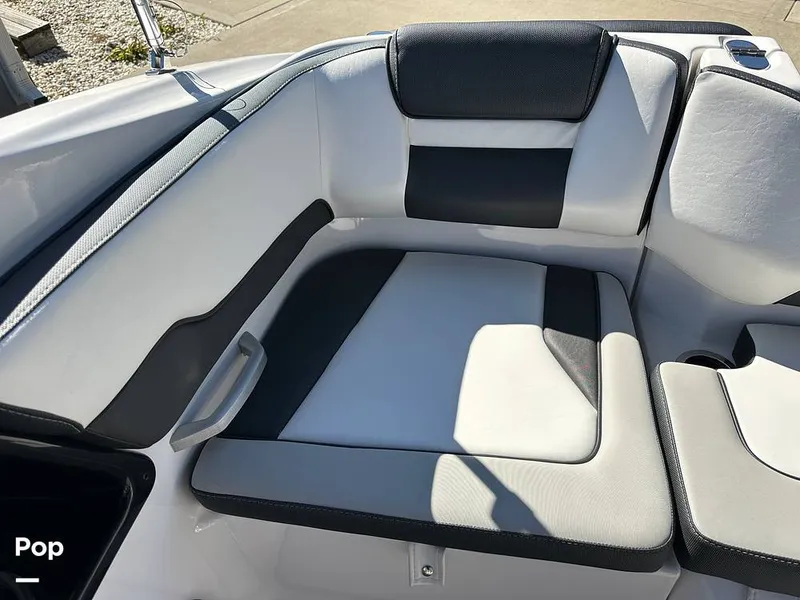 Slide: The Image of Yamaha SX195 2023 - 15978316