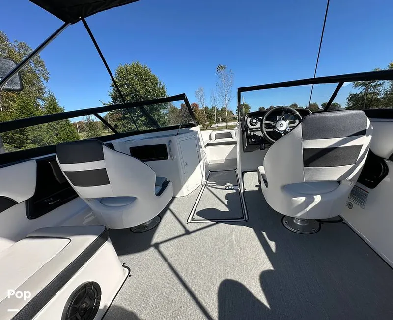 Slide: The Image of Yamaha SX195 2023 - 15978323