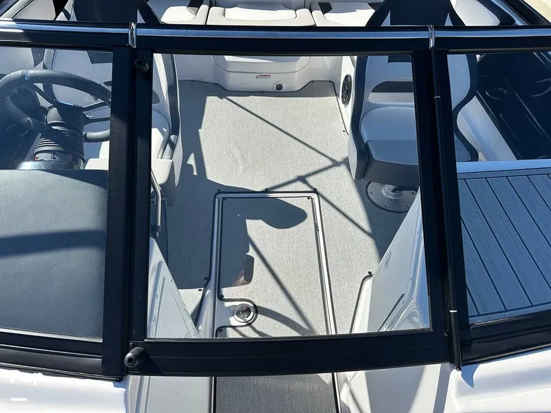 Slide: The Image of Yamaha SX195 2023 - 15978328