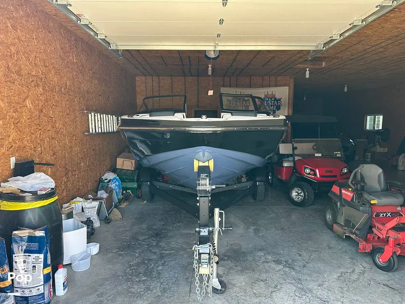 Slide: The Image of Yamaha SX195 2023 - 15978348