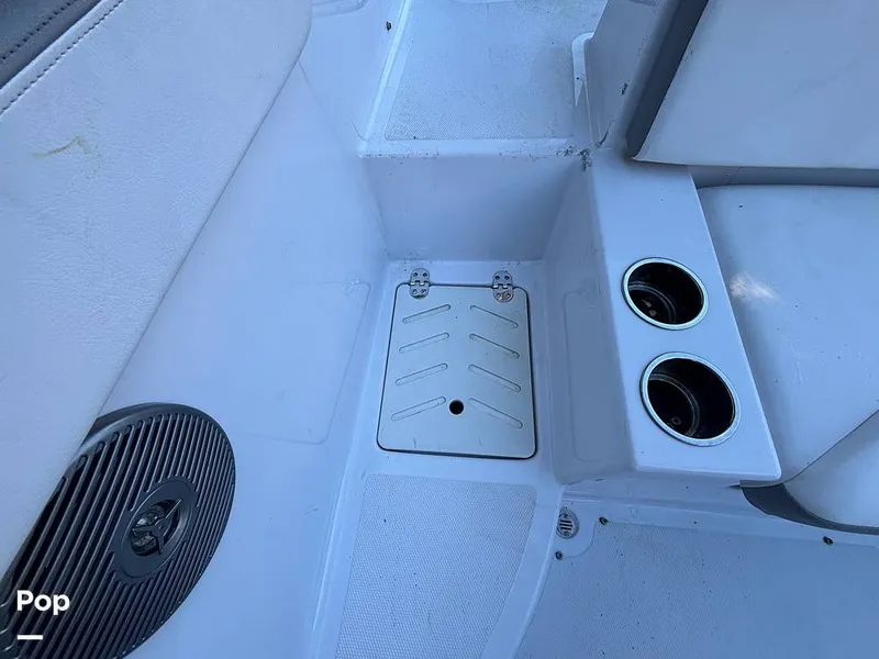 Slide: The Image of Four Winns 180 OB 2019 - 16015615