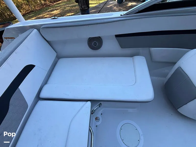 Slide: The Image of Four Winns 180 OB 2019 - 16015617