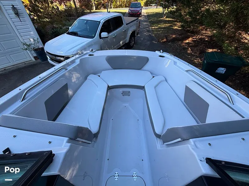 Slide: The Image of Four Winns 180 OB 2019 - 16015603