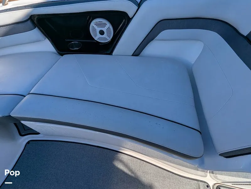 Slide: The Image of Yamaha AR240 2018 - 16161207