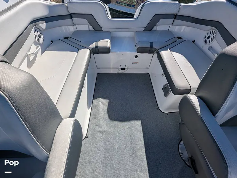 Slide: The Image of Yamaha AR240 2018 - 16161222