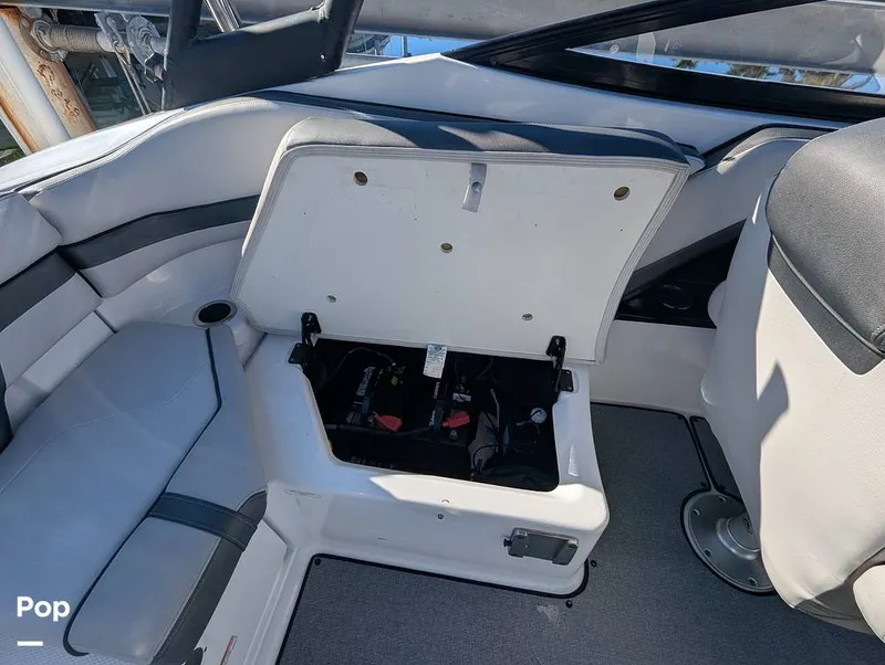 Slide: The Image of Yamaha AR240 2018 - 16161226