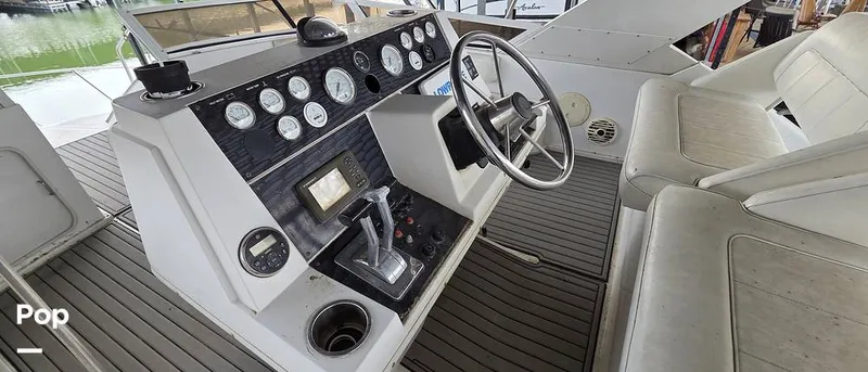 Slide: The Image of Carver Yachts Santego 380SE 2002 - 16099471