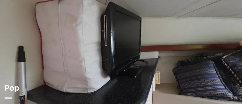 Slide: The Image of Carver Yachts Santego 380SE 2002 - 16099499