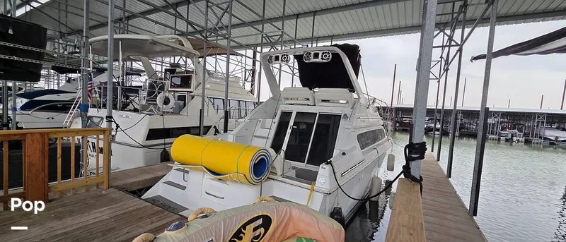 Slide: The Image of Carver Yachts Santego 380SE 2002 - 16099559