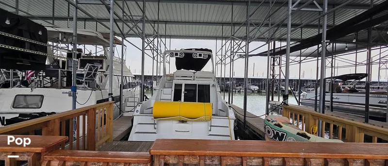 Slide: The Image of Carver Yachts Santego 380SE 2002 - 16099560