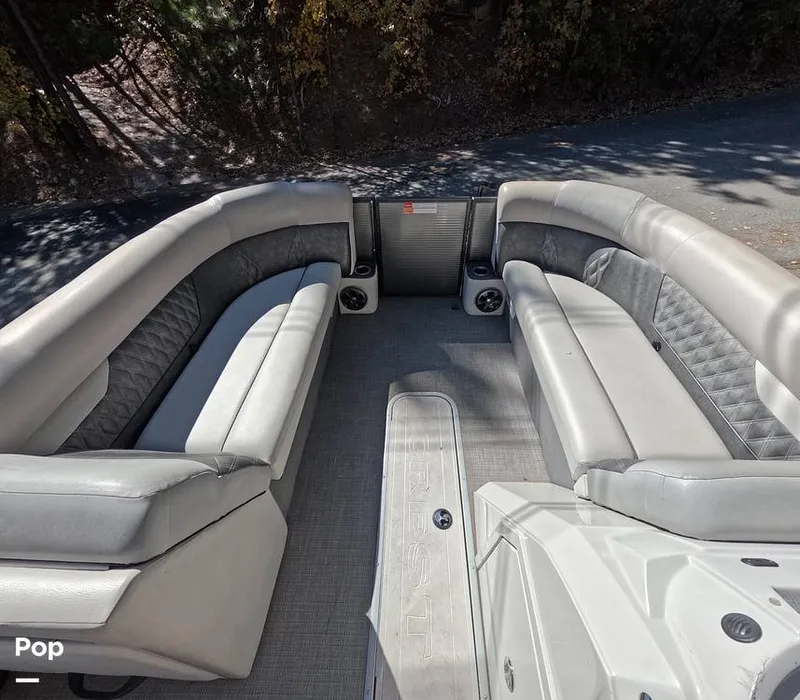 Slide: The Image of Crest III 220 SLC 2019 - 16029737