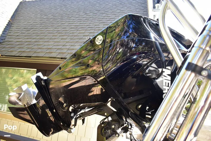 Slide: The Image of Crest III 220 SLC 2019 - 16029782