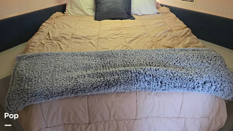 Slide: The Image of Carver 380 Santego 1993 - 15968929