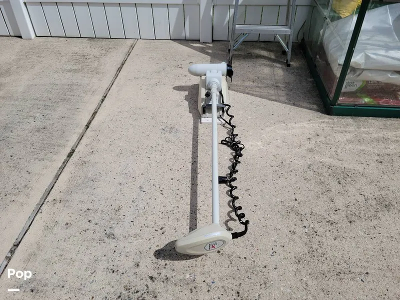 Slide: The Image of Trolling Motor - 15958271