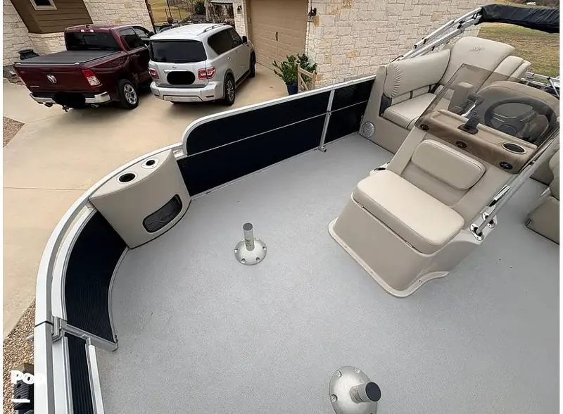 Slide: The Image of Bow Deck - 16245518